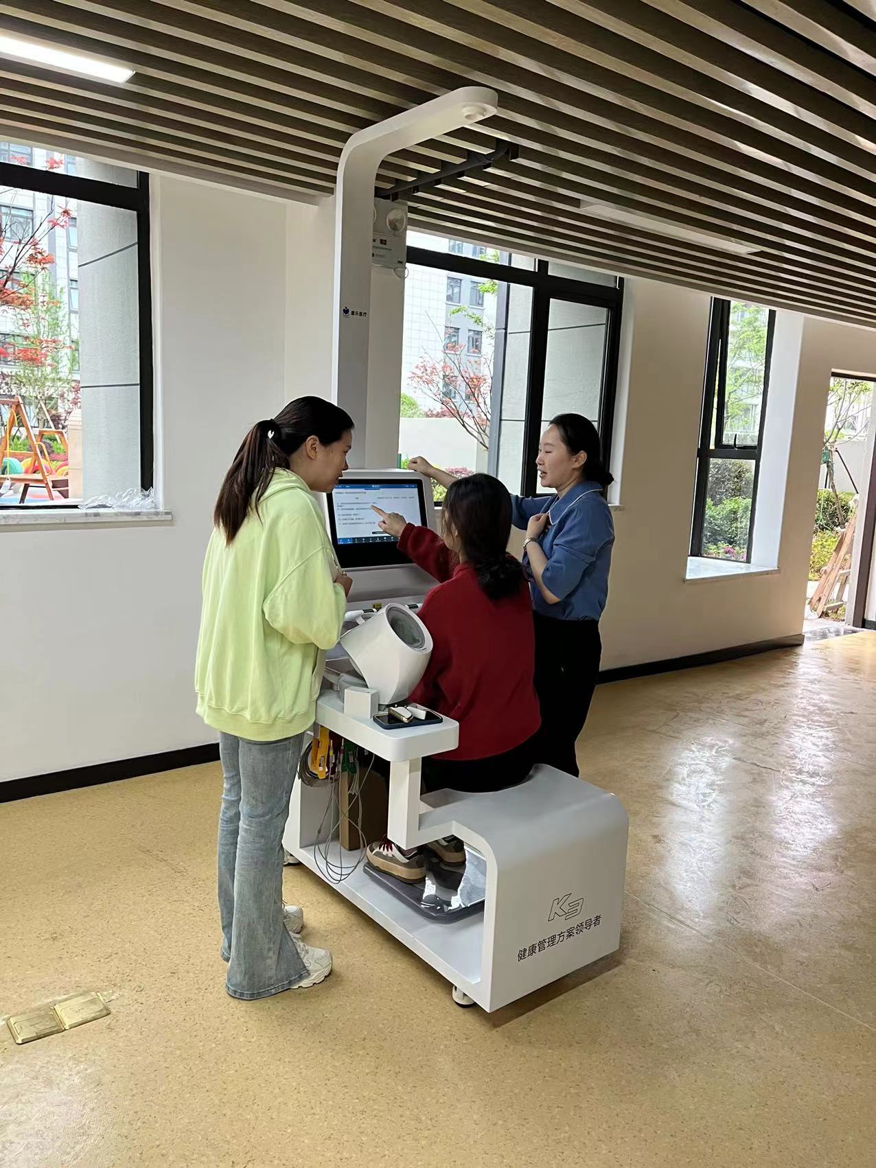 什么是健康體檢一體機？智能健康體檢一體機介紹！